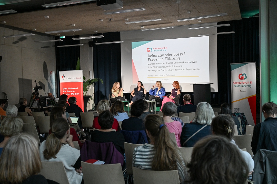 Podiumdiskussion mit Publikum